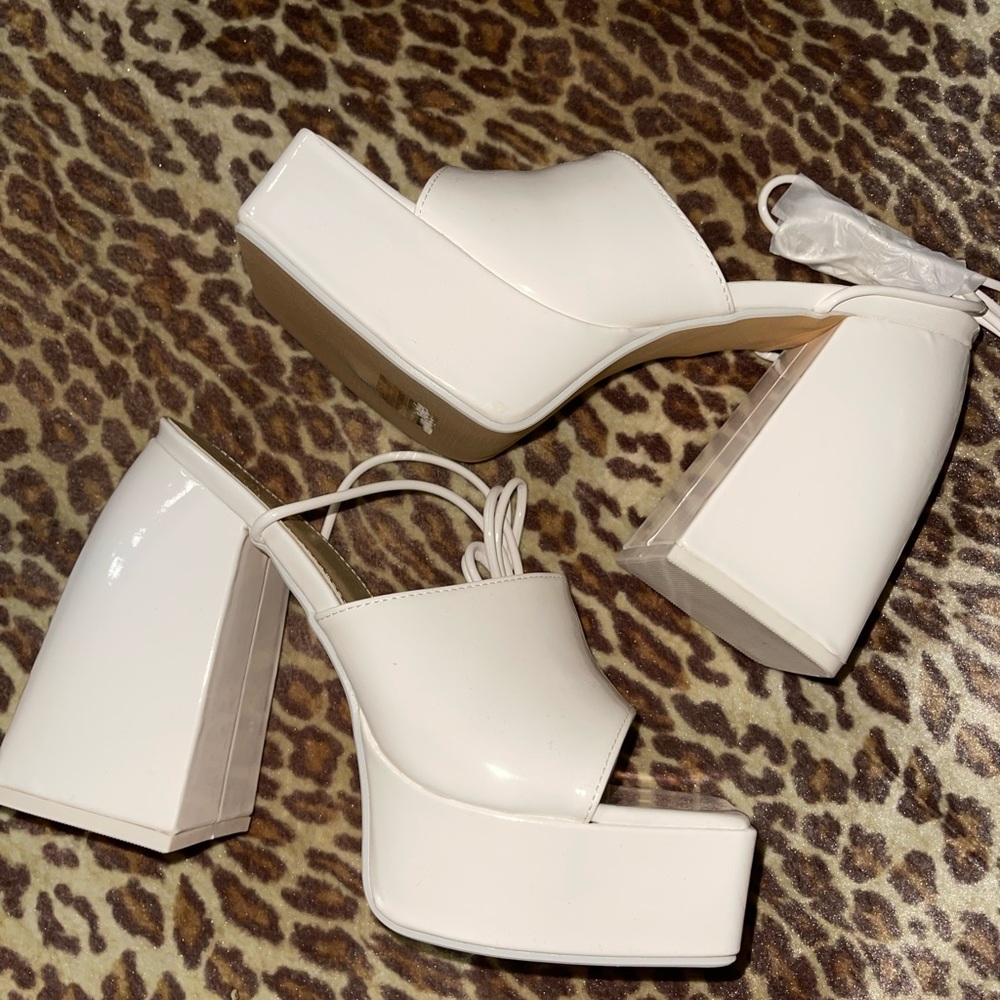 Angelic ego platform sandals